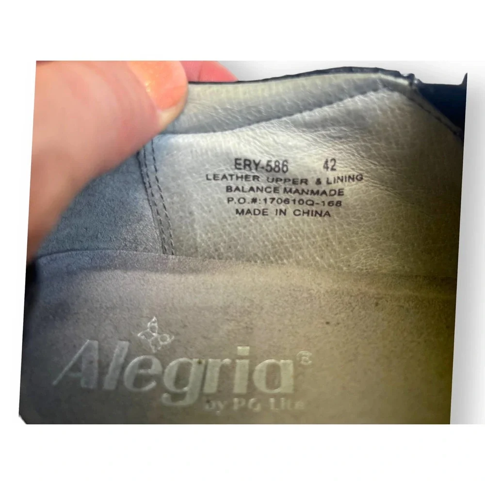 Alegria ERYN FLORAL NOTES Slip Resistant Embossed Leather Clog | Womens 42 Black - Picture 5 of 6